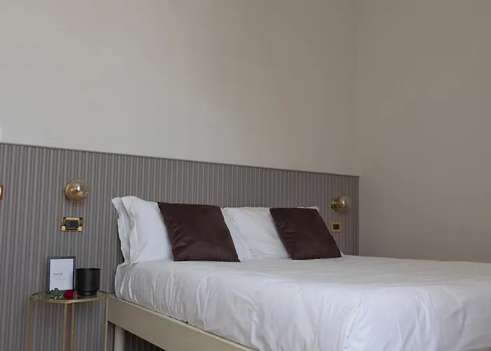 Tiburtina 86 Luxury Konukevi 4*