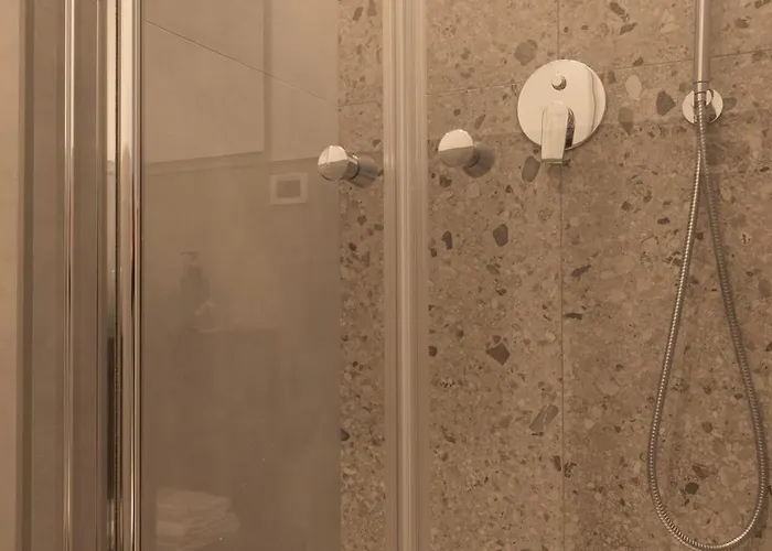 Konukevi Tiburtina 86 Luxury 4*