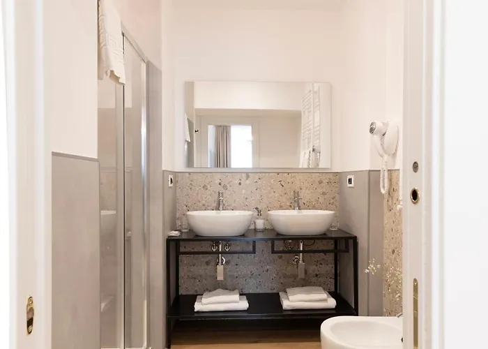Tiburtina 86 Luxury Konukevi Roma